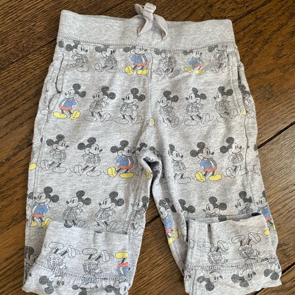 Sweats - Picture 2 of 4